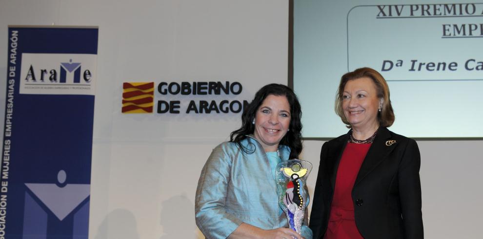 La Presidenta de Aragón apuesta por que los principios de mérito y capacidad se tengan en cuenta para ocupar puestos de trabajo 