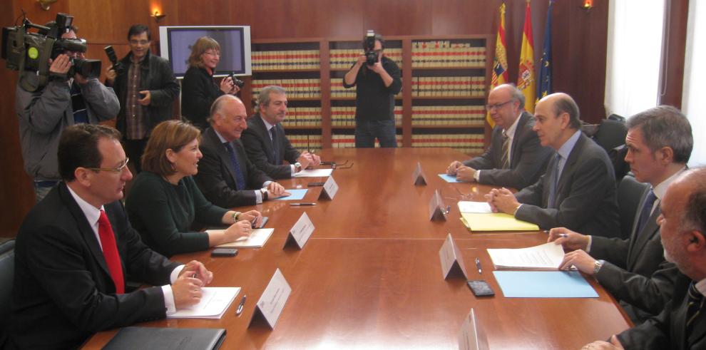 Aragón y Valencia presentarán conjuntamente a  Fomento un protocolo de mejoras en la línea ferroviaria Teruel-Sagunto para aumentar su competitividad y generar empleo