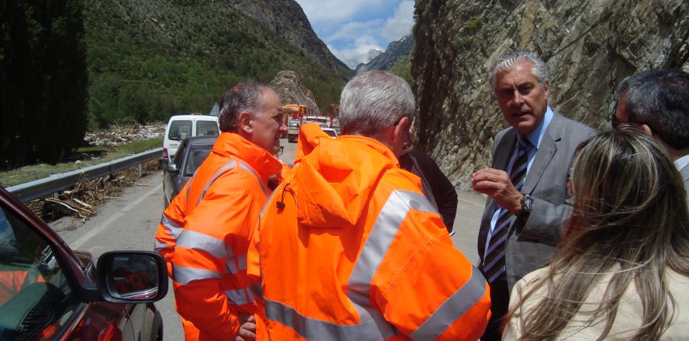  El valle de Benasque contará desde mañana con una oficina de información a los afectados por la crecida del Ésera