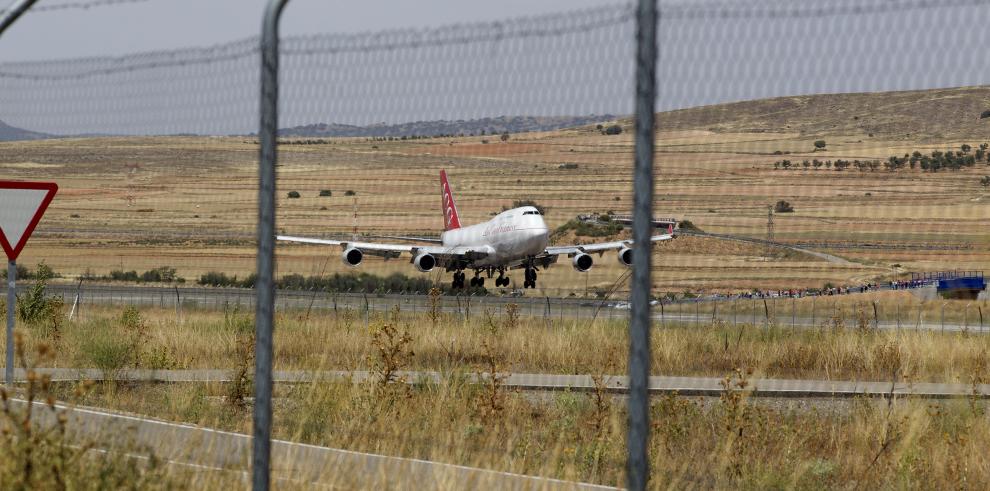 El Aeropuerto de Teruel inicia su actividad industrial con el aterrizaje del primer Boeing 747