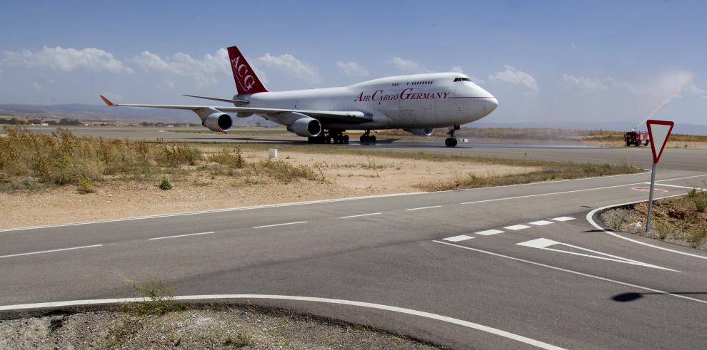 El Aeropuerto de Teruel inicia su actividad industrial con el aterrizaje del primer Boeing 747