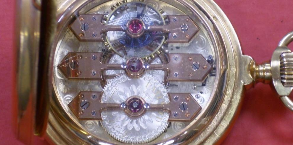 Hacienda subastará un reloj de oro histórico valorado en 9 mil euros