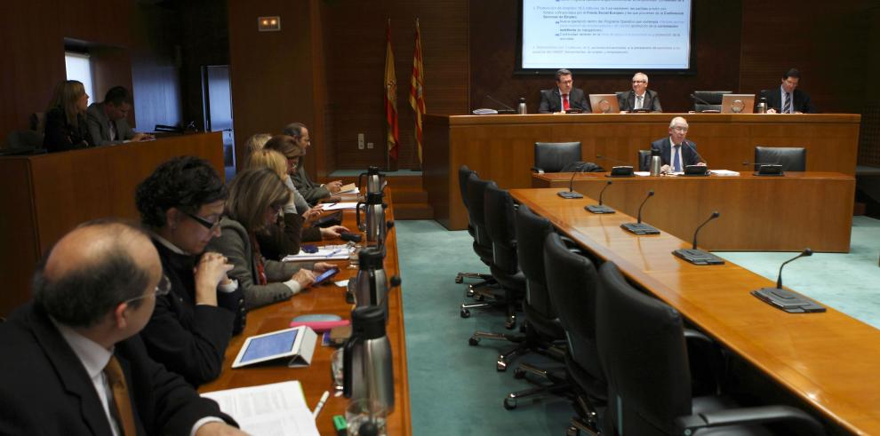 El Gobierno de Aragón destinará 493,4 millones para el impulso de la competitividad, el crecimiento y el empleo en 2014