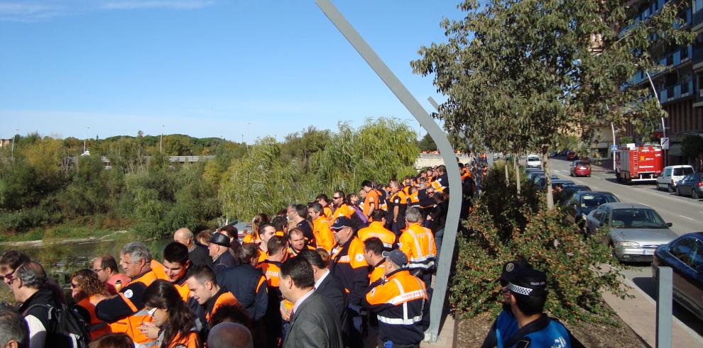 Suárez destaca el papel altruista de los voluntarios de Protección Civil