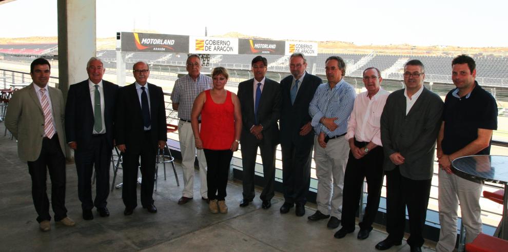 El Consejo General de los Ingenieros Industriales de España visita MotorLand 