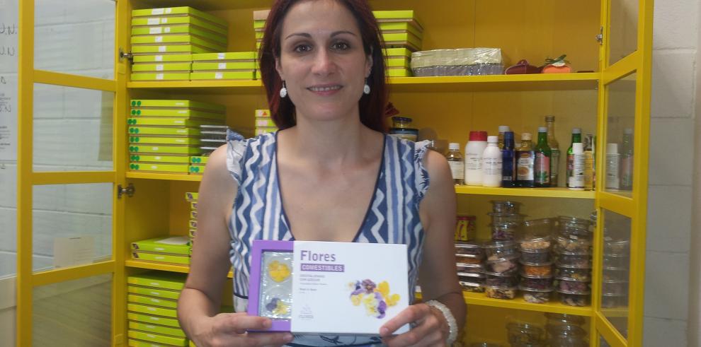 Laura Carreras, socia fundadora de Flores en la Mesa: “He sustituido la palabra crisis por Flores en la Mesa”