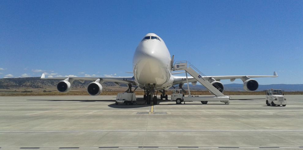 El segundo Boeing 747 aterriza en el Aeropuerto de Teruel 