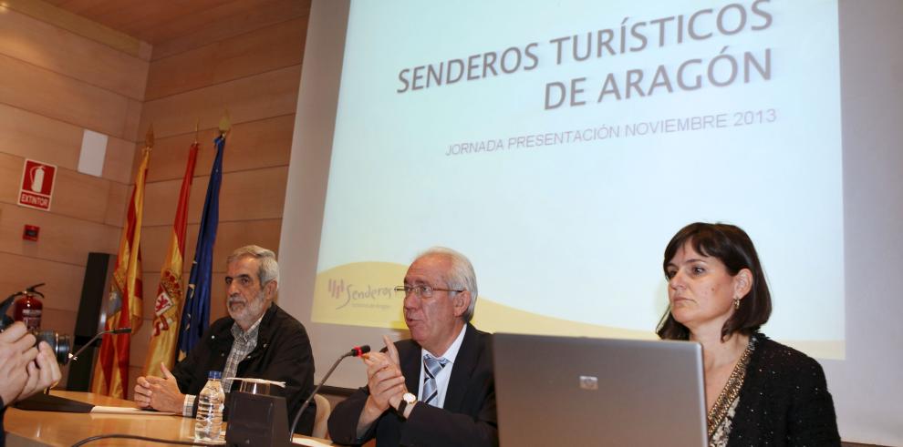 Bono presenta la nueva regulación de los senderos turísticos de Aragón y las actuaciones realizadas en 2013 que ascienden a 220.000 euros 