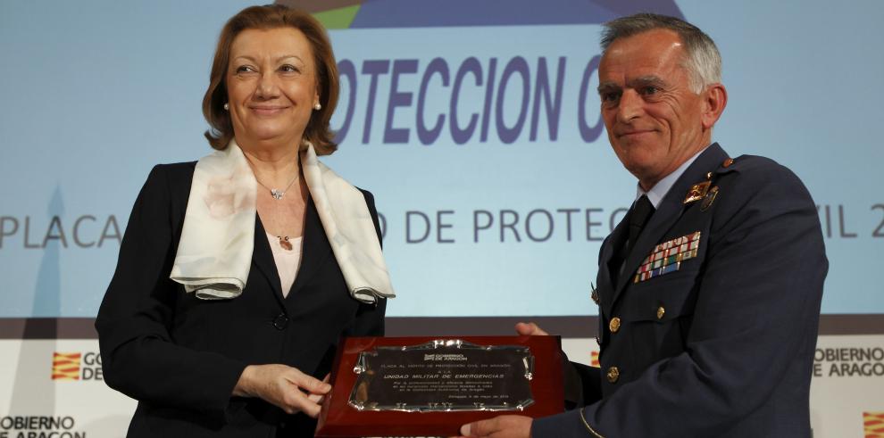 Aragón reconoce el mérito de los voluntarios de Protección Civil