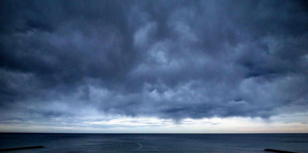 "Fluido atmosférico", la fotografía de Luis Alcalá en el CDAN