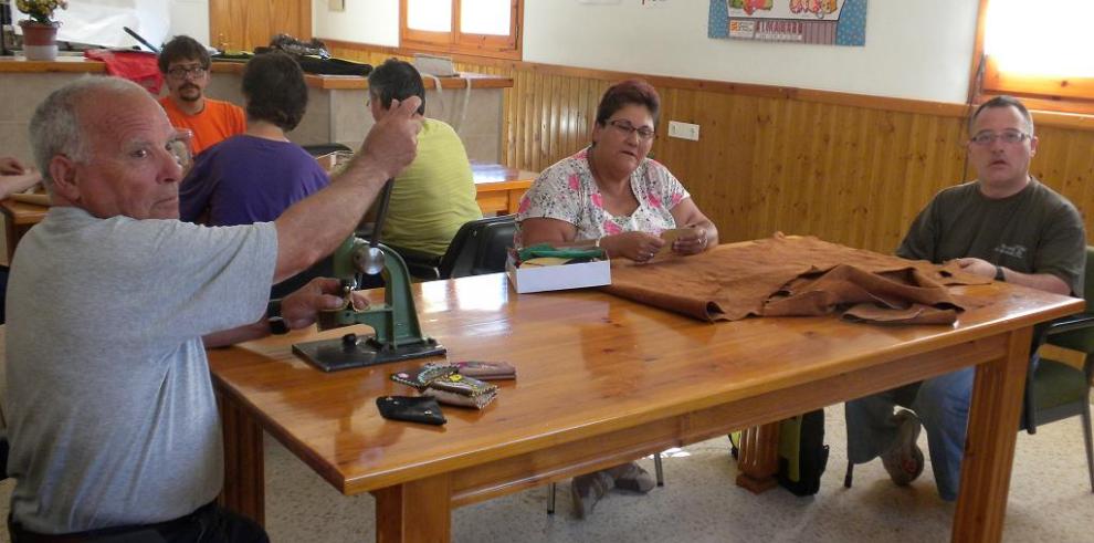 Dinópolis apoya a ATADI en el mantenimiento de los centros ocupacionales en entornos rurales 