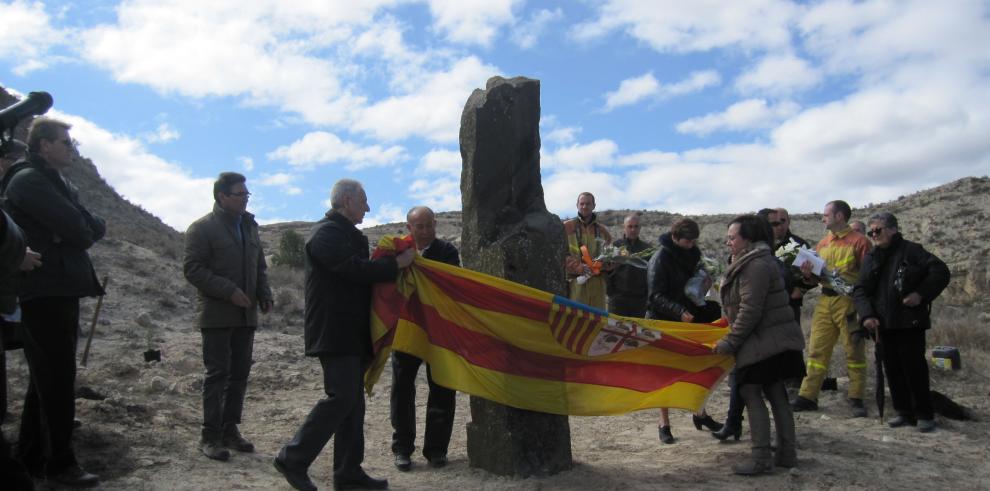 Sentido homenaje a los brigadistas fallecidos hace un año en Villastar