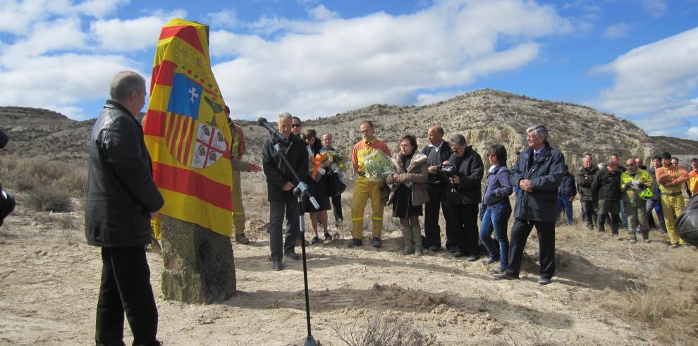 Sentido homenaje a los brigadistas fallecidos hace un año en Villastar