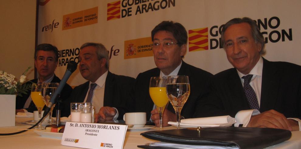 Aliaga destaca la labor realizada hasta ahora en Aragón en materia de nuevas tecnologías 