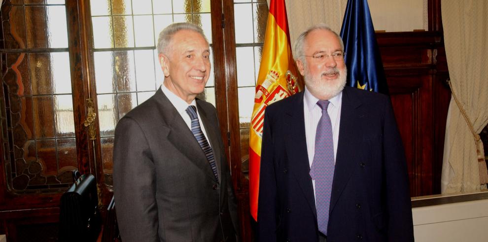 AUDIOS DEL CONSEJERO, MODESTO LOBÓN, TRAS LA REUNIÓN CON ARIAS CAÑETE