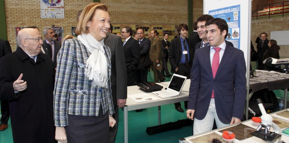 La Presidenta de Aragón trabaja para prestigiar y reorientar la Formación Profesional