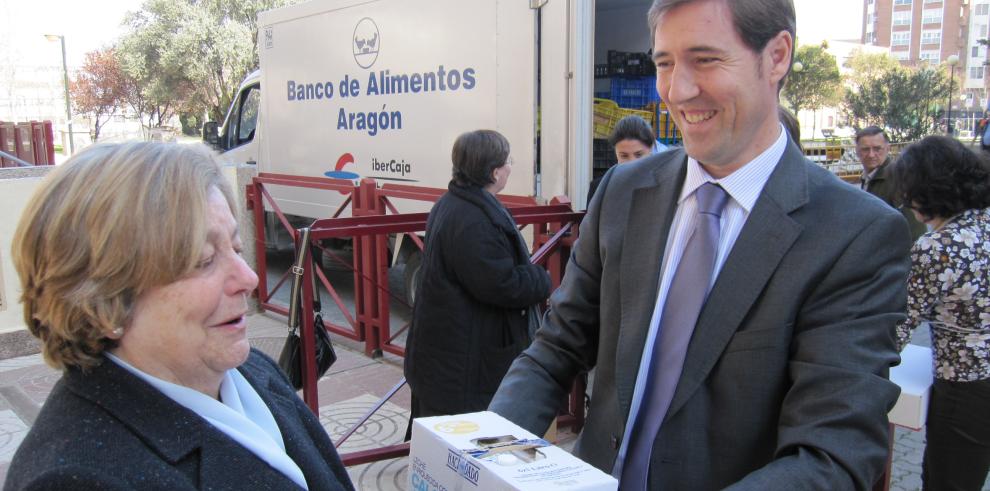 Más de una tonelada de comida de los Servicios Sociales de Aragón para el Banco de Alimentos