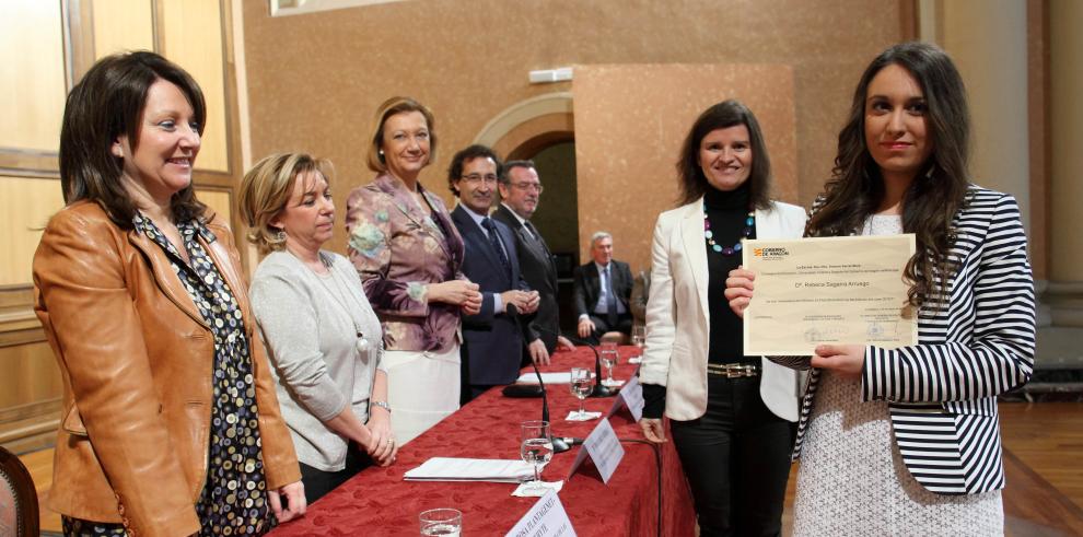 La Presidenta de Aragón reitera su compromiso con la Educación 