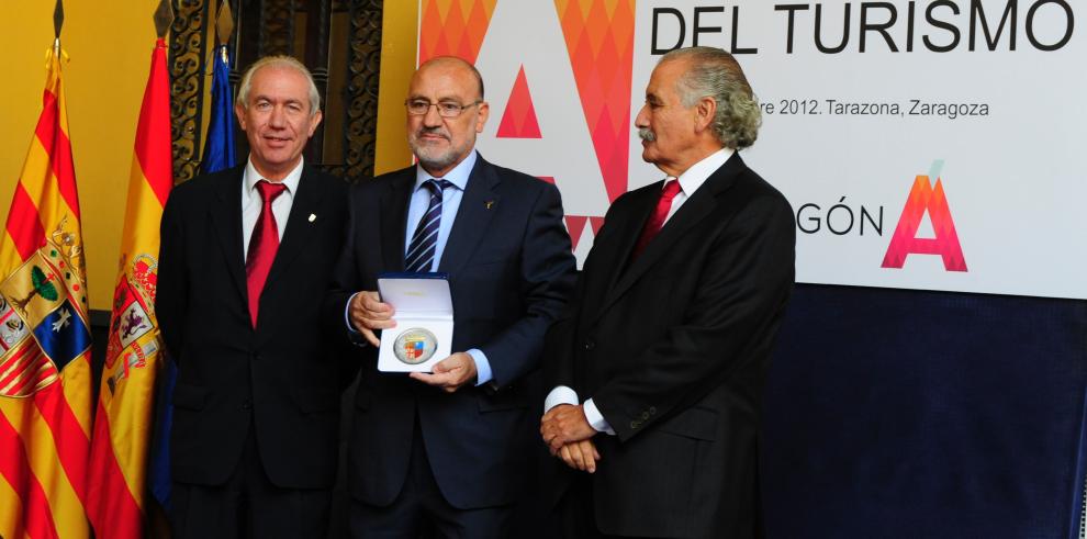 Las Denominaciones de Origen Cariñena, Borja, Somontano y Calatayud reciben la Medalla al Mérito Turístico 2012 