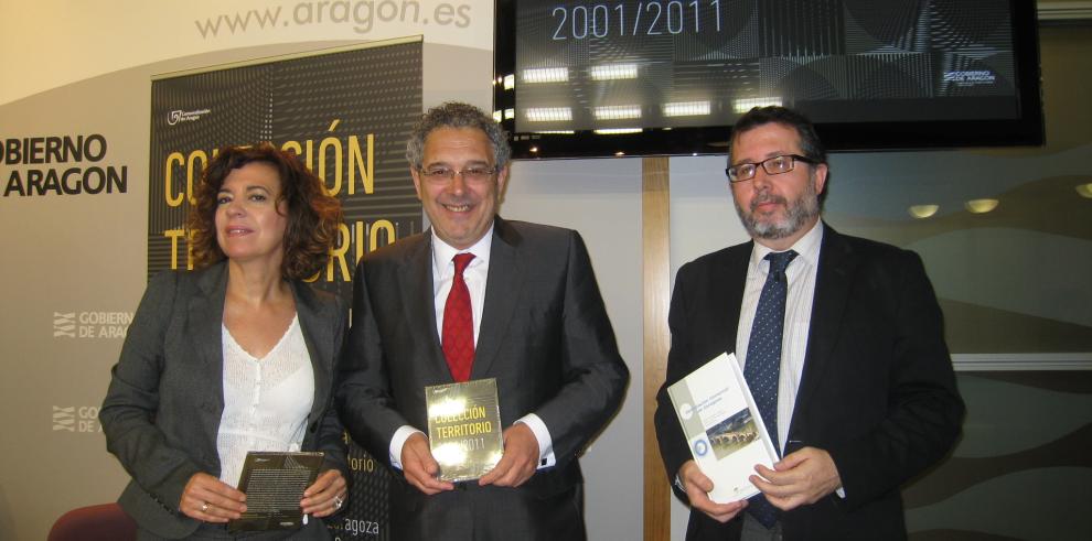 La Colección Territorio cumple 10 años desde que nació para  difundir las peculiaridades y  características de cada una de las comarcas a la par que se iban constituyendo,  con el objetivo de  favorecer su conocimiento y difundir la identidad de Aragón. U