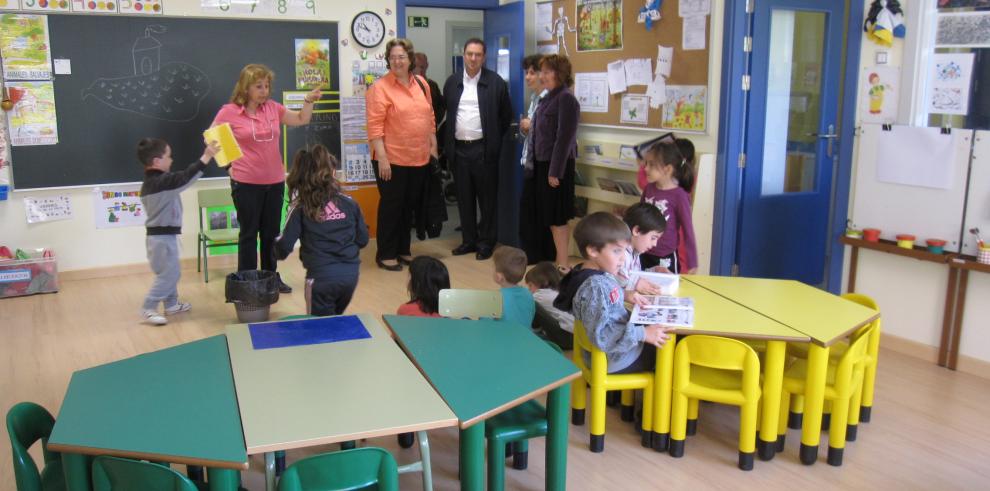  La consejera Broto ha visitado el colegio Camón Aznar de Zaragoza