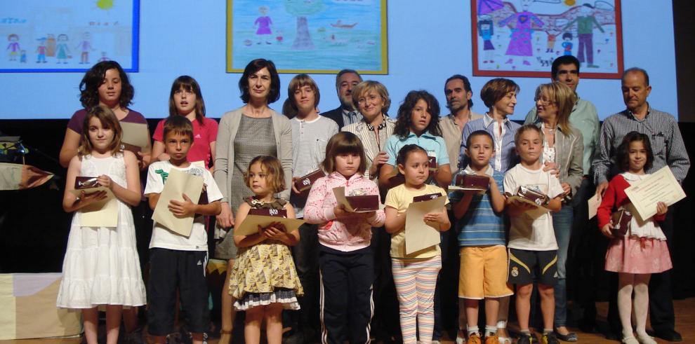 Más de 650 escolares han participado en el III concurso de dibujo del Día Internacional de las Familias