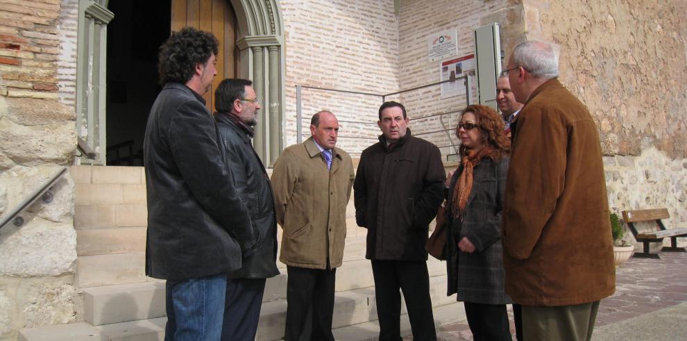 Visita del consejero Alfonso Vicente a Tierga y Calcena