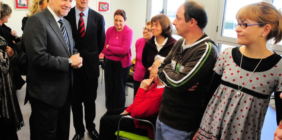 Marcelino Iglesias: ''En una situación de dificultad económica, es cuando la red social que hemos puesto en marcha es más necesaria que nunca y la vamos a mantener''