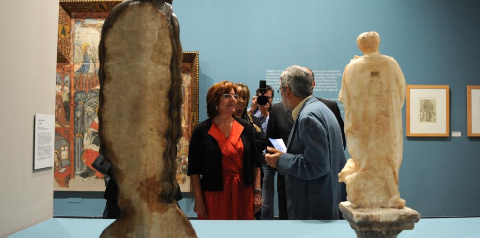 Broto visita el Museo de Zaragoza con motivo del Día Internacional de los Museos