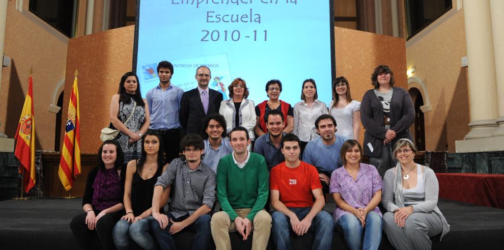 Dos proyectos de los IES Santiago Hernández y Pilar Lorengar, premiados en el programa de innovación “Emprender en la escuela”