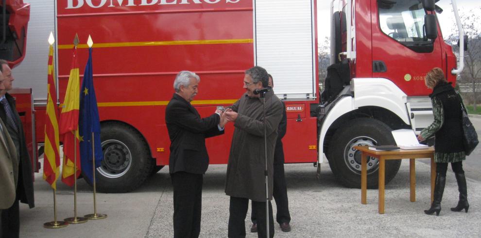 Las Comarcas de La Jacetania, Alto Gállego y Sobrarbe disponen de nuevos medios materiales específicos para  la lucha contra los incendios y  para atender a la población en  las distintas situaciones  de emergencia que se puedan generar, con el objetivo d