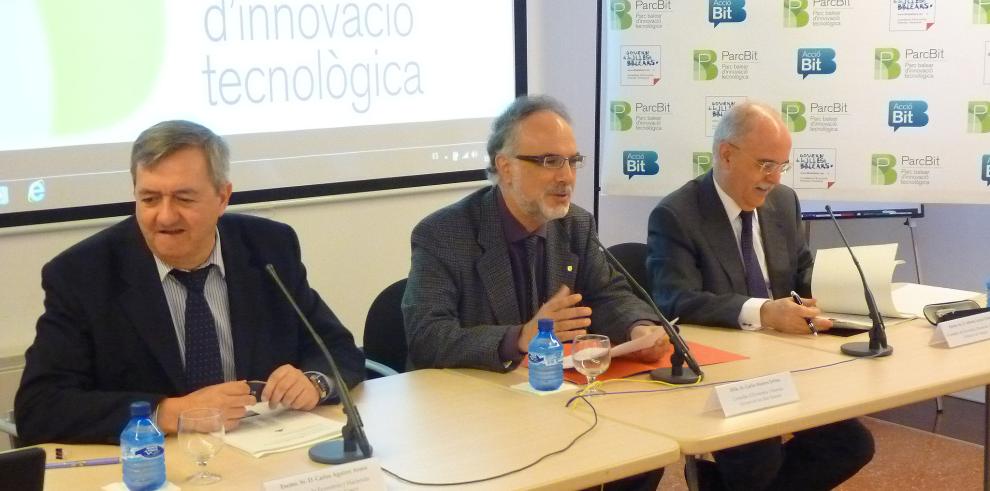 El consejero de Economía explica en Baleares la política de innovación del Gobierno de Aragón