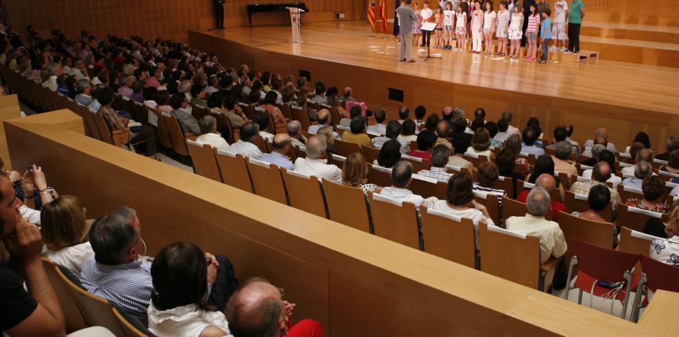 Homenaje a los 422 docentes que se jubilan este año en la provincia de Zaragoza