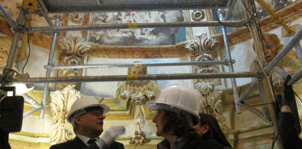 La consejera de Educación, Cultura y Deporte ha visitado la restauración de la capilla de la Inmaculada, en la catedral de Teruel