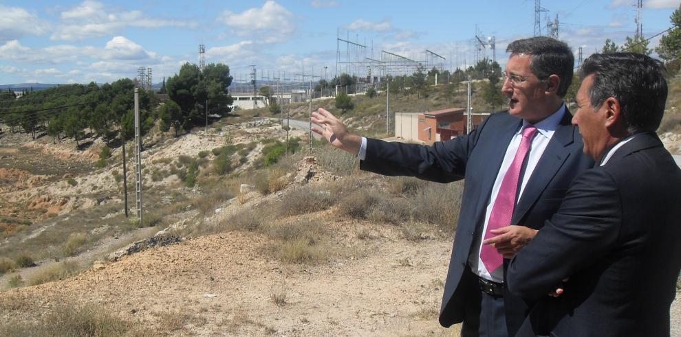 Oliván visita los terrenos del nuevo hospital de Teruel