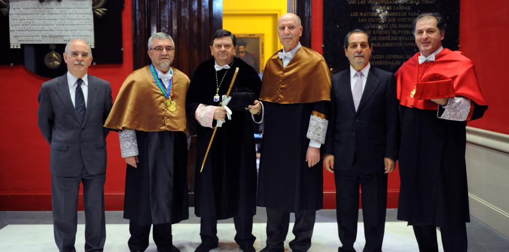 Javier Velasco y Alberto Larraz han asistido a la ceremonia de investidura Doctor Honoris Causa de los profesores Yossi Sheffi y Mateo Valero