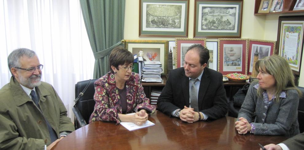 Visita de la consejera Noeno a Calatayud y Villarroya de la Sierra