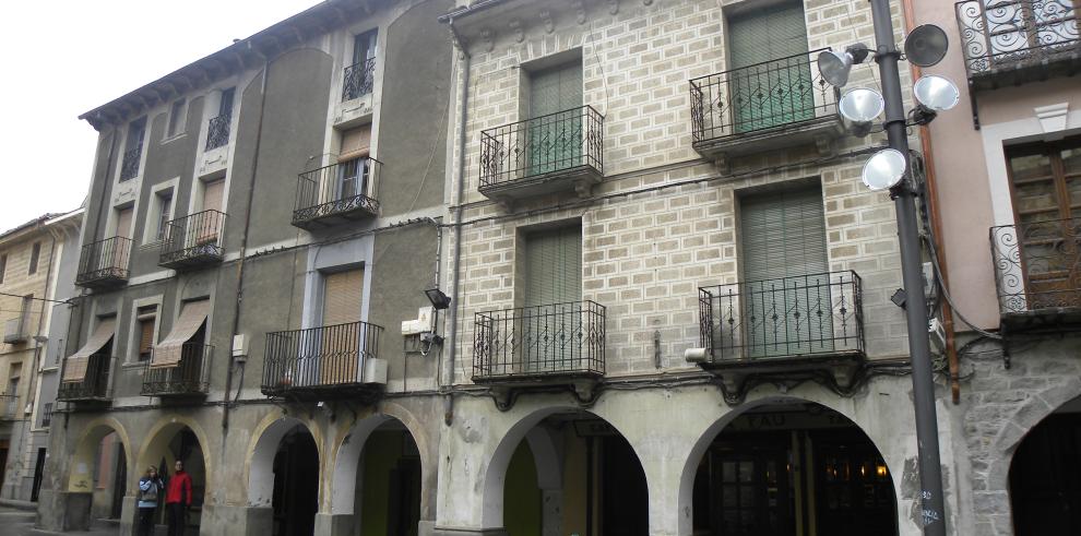  Los vecinos de Jaca tendrán la posibilidad de rehabilitar otras 100 viviendas una vez consumida la primera Fase del ARI en el entorno de la Catedral y Calle Mayor