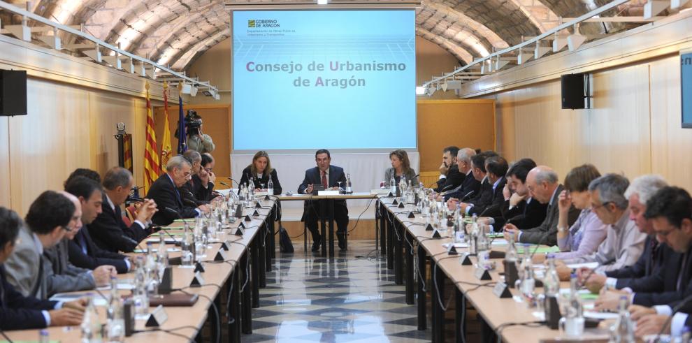 Constituido el nuevo Consejo de Urbanismo de Aragón

 

