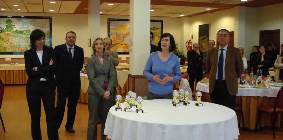 La consejera de Servicios Sociales y Familia  participa en la entrega de premios de la escuela TOPI, de la Fundación Picarral