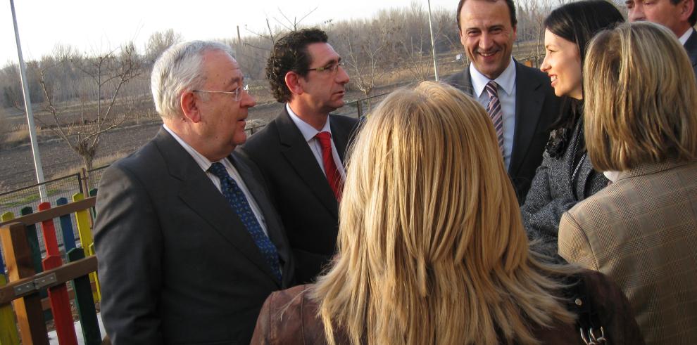 Calamocha inaugura su nueva escuela de educación infantil que ha contado con el apoyo económico de Ibercaja y del Gobierno de Aragón