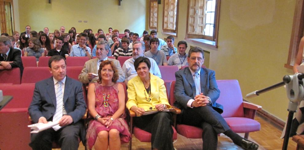 Más de 70 alumnos de ESO  de toda España amplían sus conocimientos en ciencias en el II Campus de Profundización Científica de Jaca