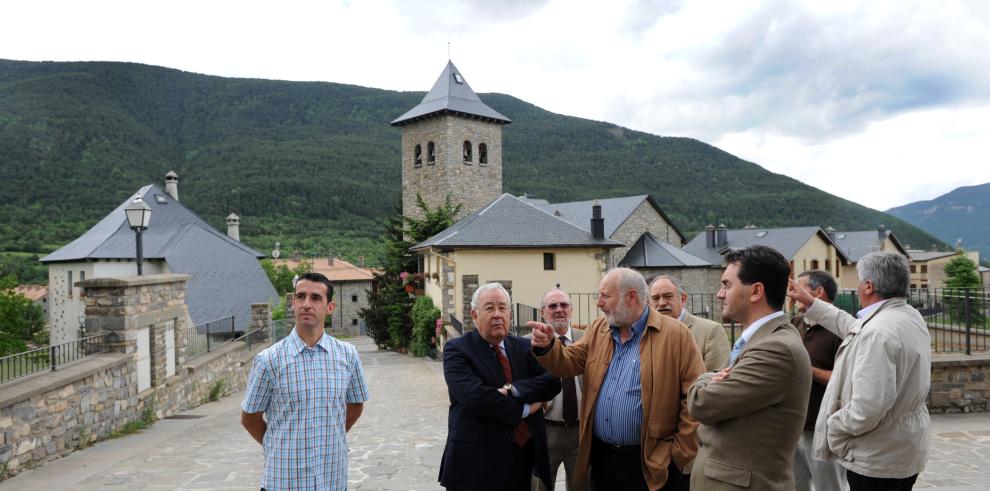 Fotografías de la visita del vicepresidente a la Comarca del Alto Gállego 