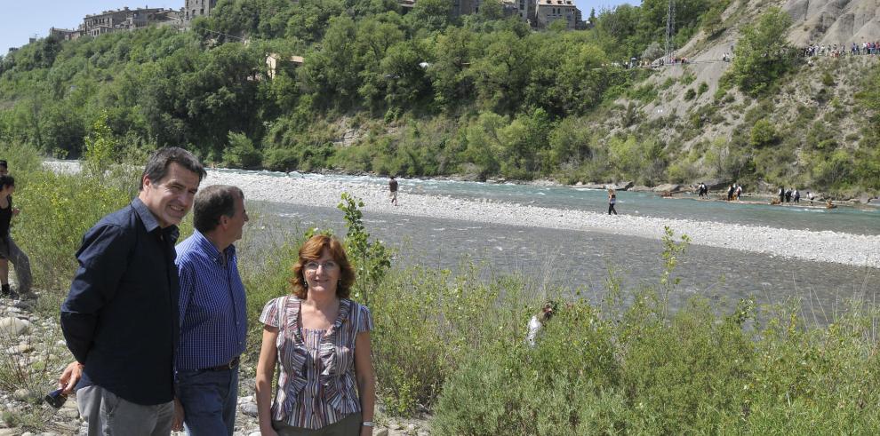 La consejera Broto participa en el XXXVI Descenso de Navatas Río Cinca