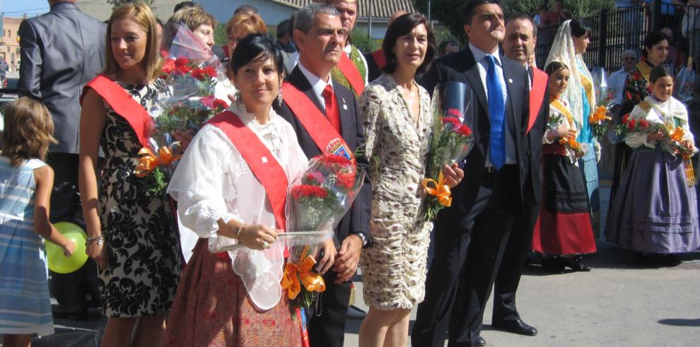 Ana Fernández ha visitado la residencia de ancianos de Mallén