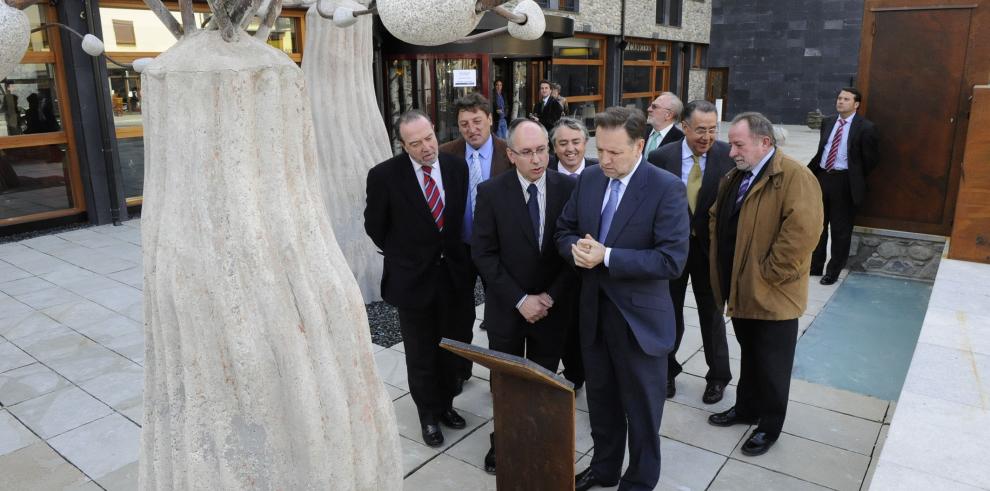 El Presidente de Aragón ha inaugurado el Hotel Aneto de Benasque