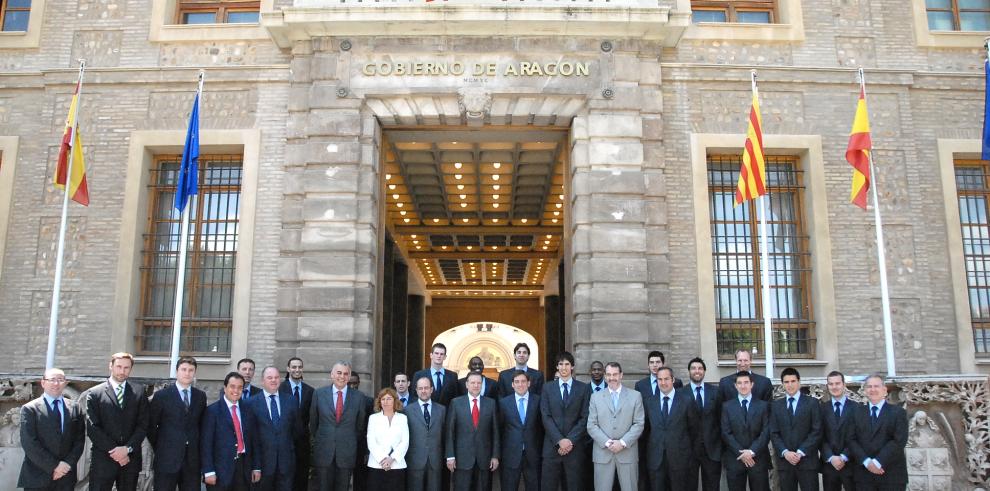 El Presidente de Aragón recibe al Básket CAI Zaragoza