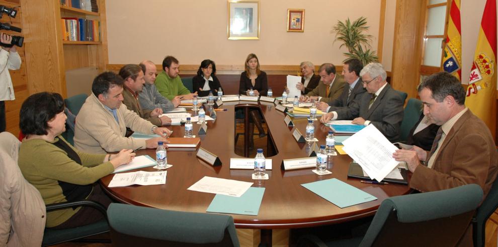 Arguilé se reúne con las organizaciones agrarias para explicar las actuaciones del Departamento de Agricultura y Alimentación