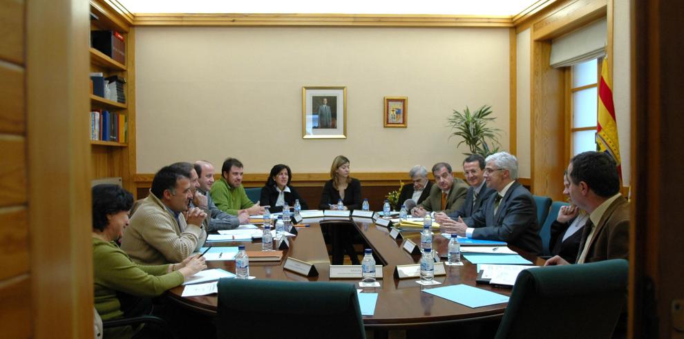 Arguilé se reúne con las organizaciones agrarias para explicar las actuaciones del Departamento de Agricultura y Alimentación