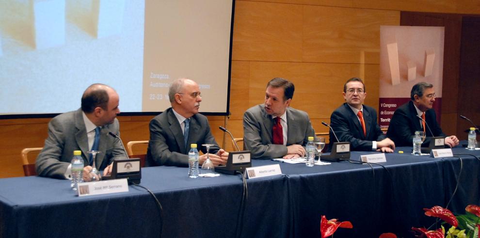 El presidente del Gobierno de Aragón, Marcelino Iglesias, ha inaugurado el V Congreso de Economía Aragonesa